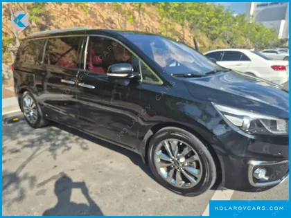 KIA CARNIVAL 9-SEATER PRESTIGE