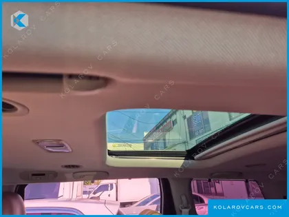 KIA CARNIVAL 9-SEATER PRESTIGE