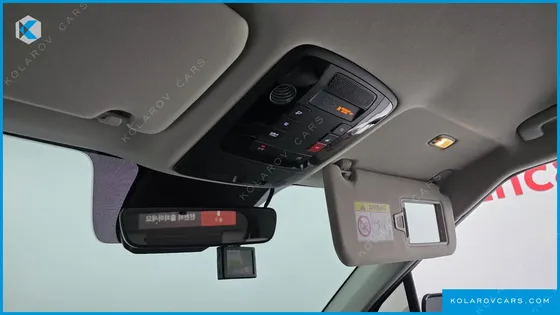 KIA CARNIVAL DIESEL 9-SEATER NOBLESSE