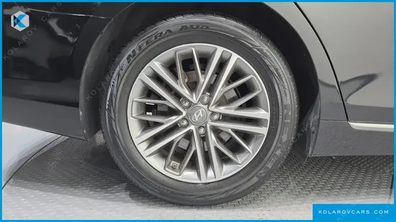 HYUNDAI GRANDEUR 2.4 PREMIUM