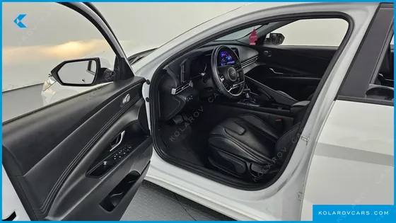 HYUNDAI ELANTRA (AVANTE) SMART