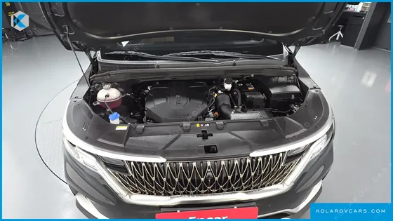 KIA CARNIVAL DIESEL 9-SEATER PRESTIGE