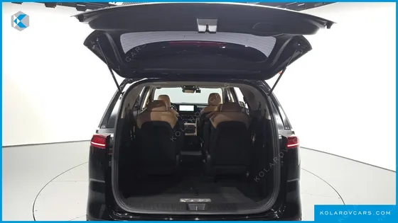 KIA CARNIVAL DIESEL 9-SEATER PRESTIGE