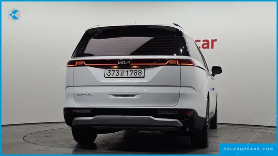 KIA CARNIVAL DIESEL 9-SEATER PRESTIGE