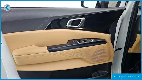 KIA CARNIVAL DIESEL 9-SEATER PRESTIGE