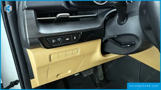 KIA CARNIVAL DIESEL 9-SEATER PRESTIGE