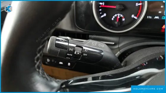 KIA CARNIVAL DIESEL 9-SEATER PRESTIGE