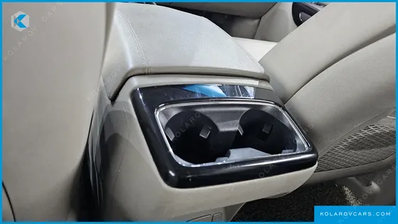 KIA CARNIVAL 9-SEATER PRESTIGE
