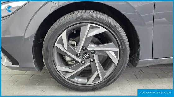 HYUNDAI ELANTRA (AVANTE) 1.6