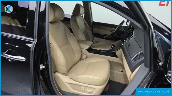 KIA CARNIVAL 9-SEATER PRESTIGE
