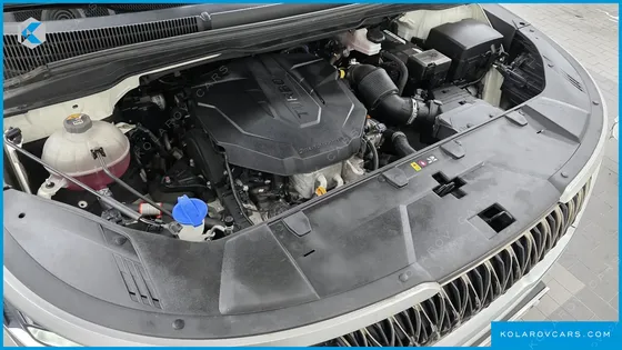 KIA CARNIVAL DIESEL 11-SEATER PRESTIGE