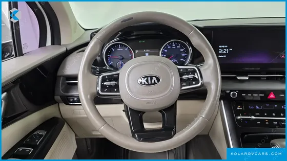 KIA CARNIVAL DIESEL 11-SEATER PRESTIGE
