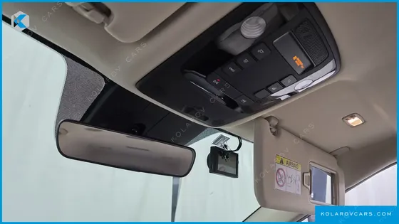 KIA CARNIVAL DIESEL 11-SEATER PRESTIGE