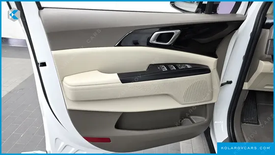 KIA CARNIVAL DIESEL 11-SEATER PRESTIGE