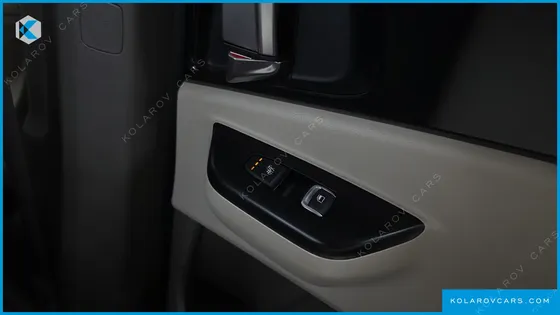 KIA CARNIVAL DIESEL 11-SEATER PRESTIGE