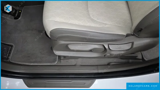 KIA CARNIVAL DIESEL 11-SEATER PRESTIGE