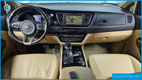 KIA CARNIVAL 9-SEATER HI-LIMOUSINE