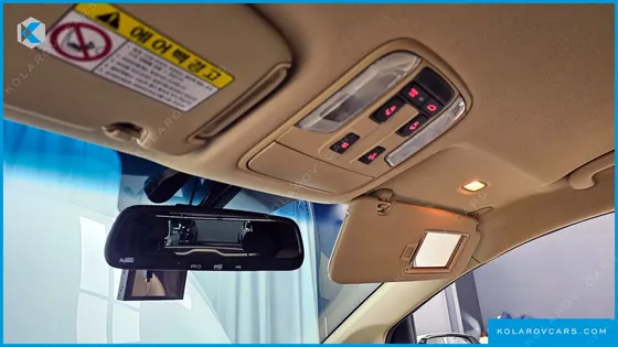 KIA CARNIVAL 9-SEATER HI-LIMOUSINE