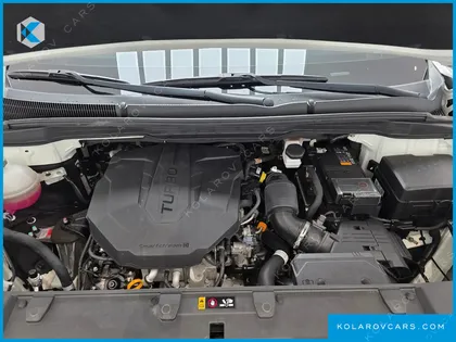 KIA CARNIVAL DIESEL 9-SEATER PRESTIGE