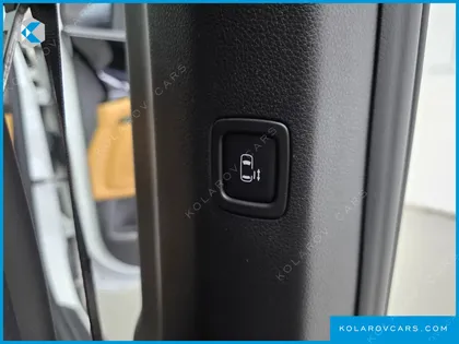 KIA CARNIVAL DIESEL 9-SEATER PRESTIGE