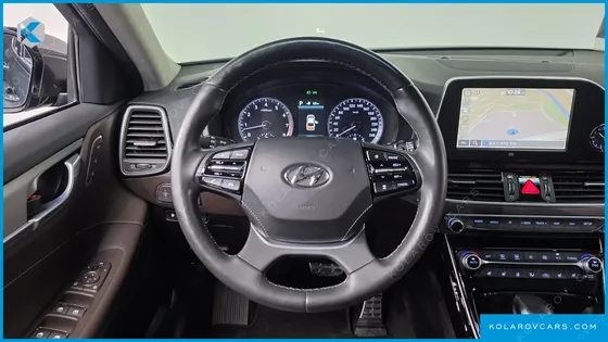 HYUNDAI GRANDEUR 3.0 EXCLUSIVE