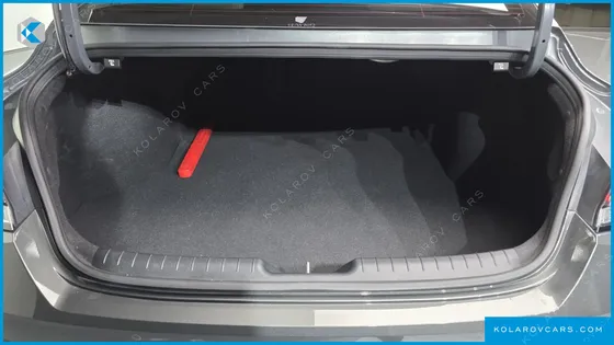 HYUNDAI ELANTRA (AVANTE) 1.6