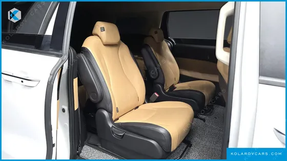 KIA CARNIVAL DIESEL 9-SEATER PRESTIGE