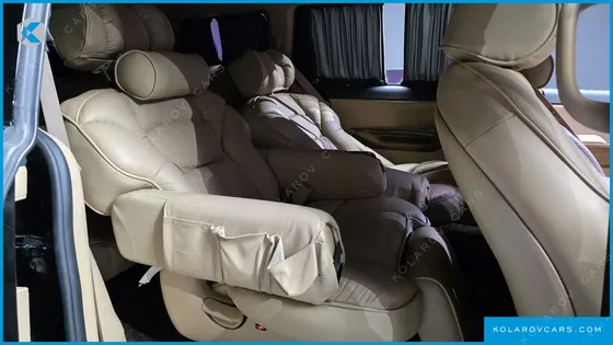 KIA CARNIVAL 9-SEATER HI-LIMOUSINE