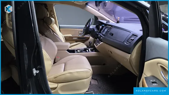 KIA CARNIVAL 9-SEATER HI-LIMOUSINE