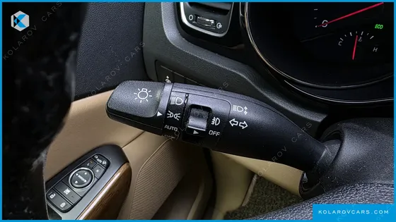 KIA CARNIVAL 9-SEATER HI-LIMOUSINE