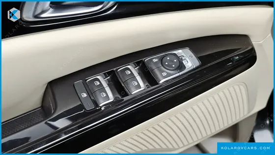 KIA CARNIVAL DIESEL 9-SEATER NOBLESSE