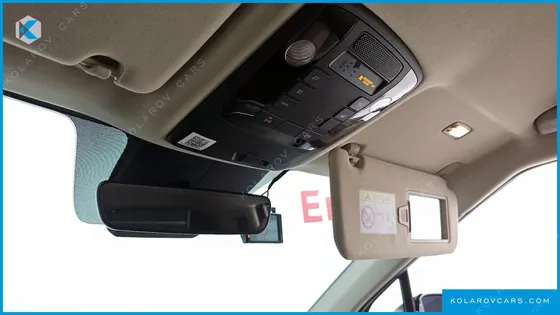 KIA CARNIVAL DIESEL 9-SEATER NOBLESSE