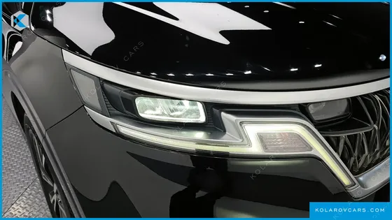 KIA CARNIVAL DIESEL 9-SEATER NOBLESSE