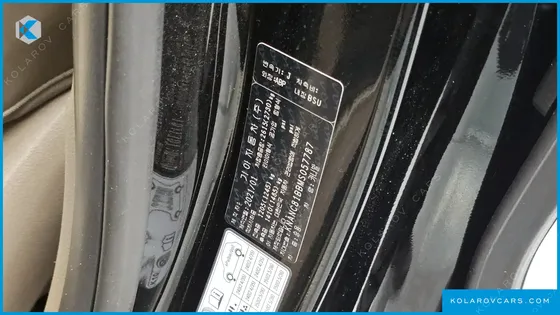 KIA CARNIVAL DIESEL 9-SEATER NOBLESSE