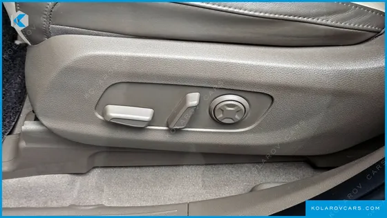KIA CARNIVAL DIESEL 9-SEATER NOBLESSE
