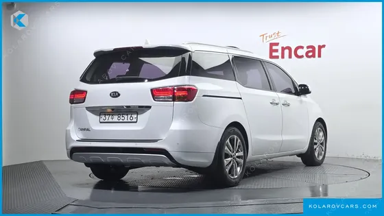 KIA CARNIVAL 9-SEATER PRESTIGE