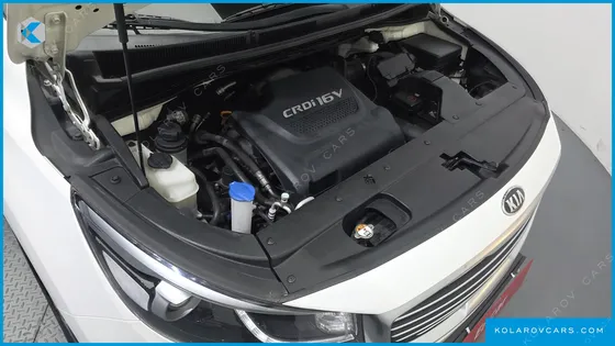 KIA CARNIVAL 9-SEATER PRESTIGE