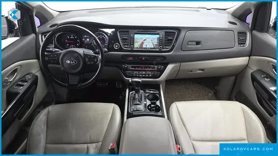 KIA CARNIVAL 9-SEATER PRESTIGE