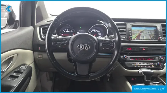 KIA CARNIVAL 9-SEATER PRESTIGE