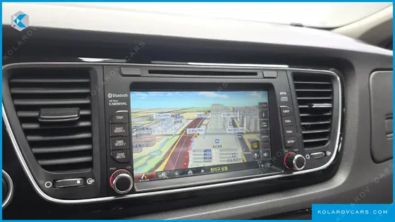 KIA CARNIVAL 9-SEATER PRESTIGE