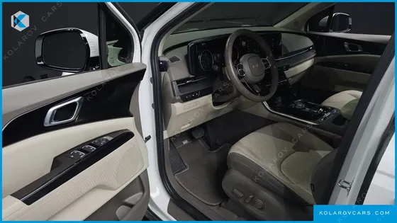 KIA CARNIVAL DIESEL 9-SEATER NOBLESSE