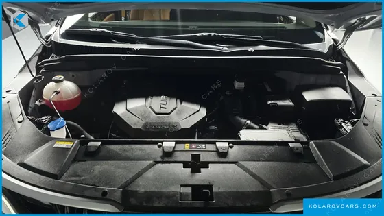 KIA CARNIVAL DIESEL 9-SEATER PRESTIGE