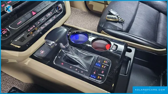 KIA CARNIVAL 9-SEATER HI-LIMOUSINE