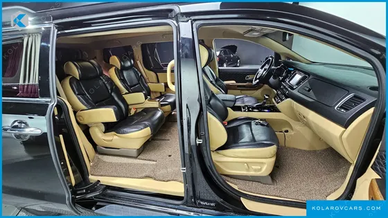 KIA CARNIVAL 9-SEATER HI-LIMOUSINE