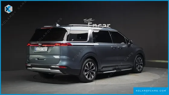 KIA CARNIVAL DIESEL 9-SEATER SIGNATURE