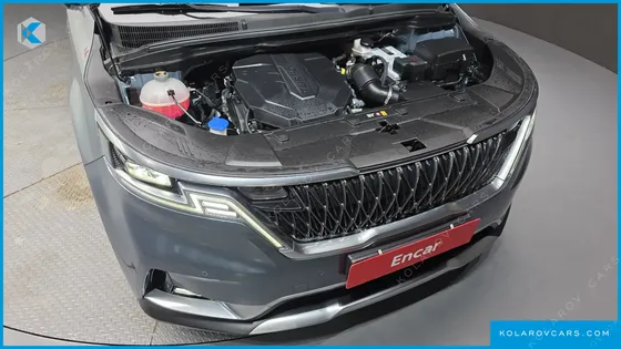 KIA CARNIVAL DIESEL 9-SEATER SIGNATURE
