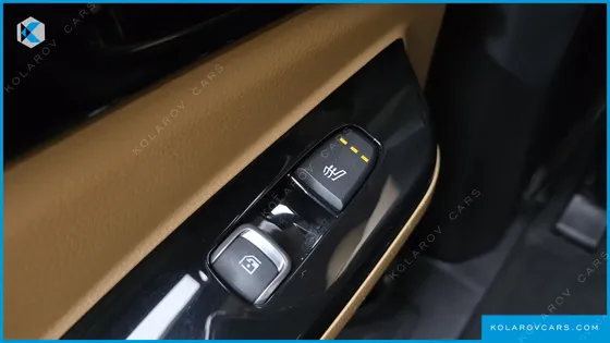 KIA CARNIVAL DIESEL 9-SEATER SIGNATURE