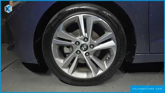 HYUNDAI ELANTRA (AVANTE) 1.6 GDI VALUE PLUS