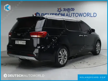 KIA CARNIVAL 9-SEATER NOBLESSE