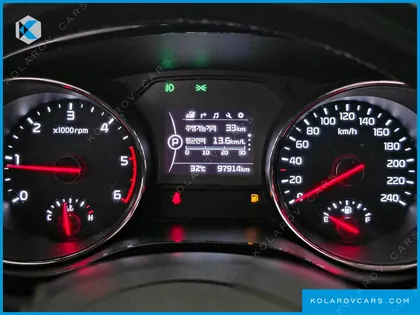 KIA CARNIVAL 9-SEATER PRESTIGE
